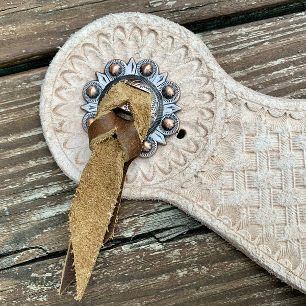 Rough Out Basketweave Dove Wing Spur Strap from Natural UNFINISHED Leather.